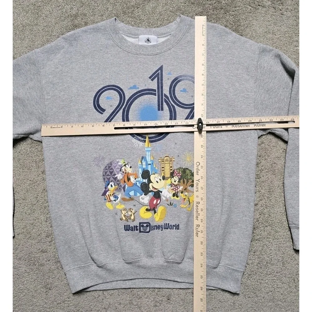 Disney Parks Walt Disney World Mickey Mouse Gray Pullover Sweatshirt Mens Medium